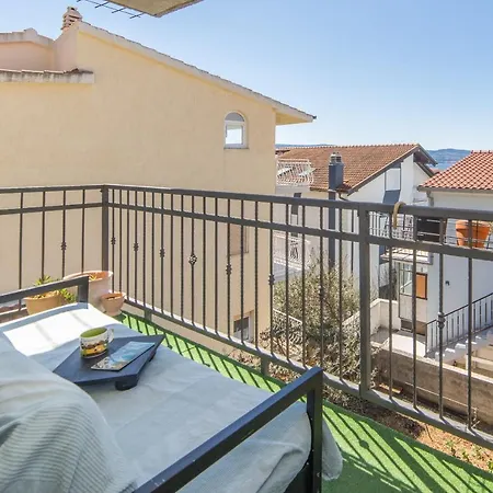 Apartamento Apartment Rustic Nemira Omiš