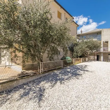 Apartment Rustic Nemira Apartamento *
