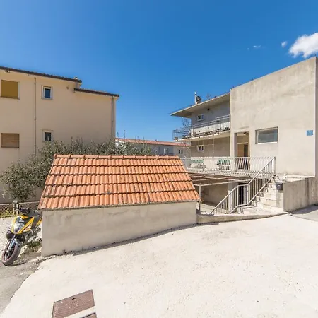 Apartment Rustic Nemira Apartamento *